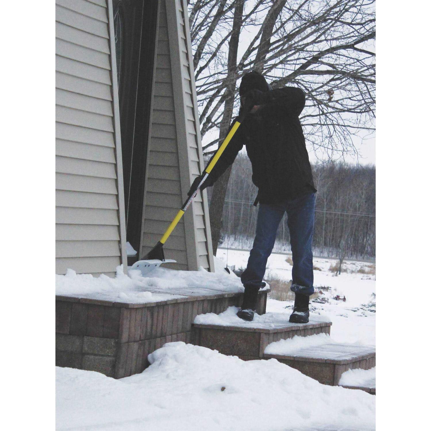 The Snowplow Snow Pusher